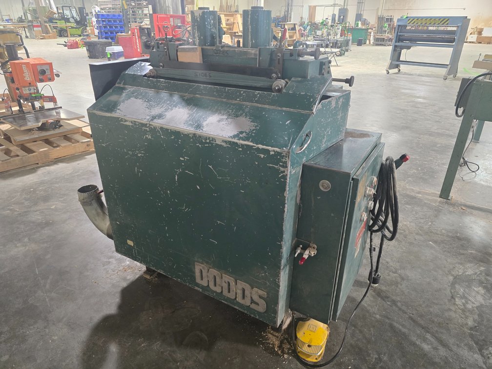 Alexander Dodds Co. Dovetail Machine