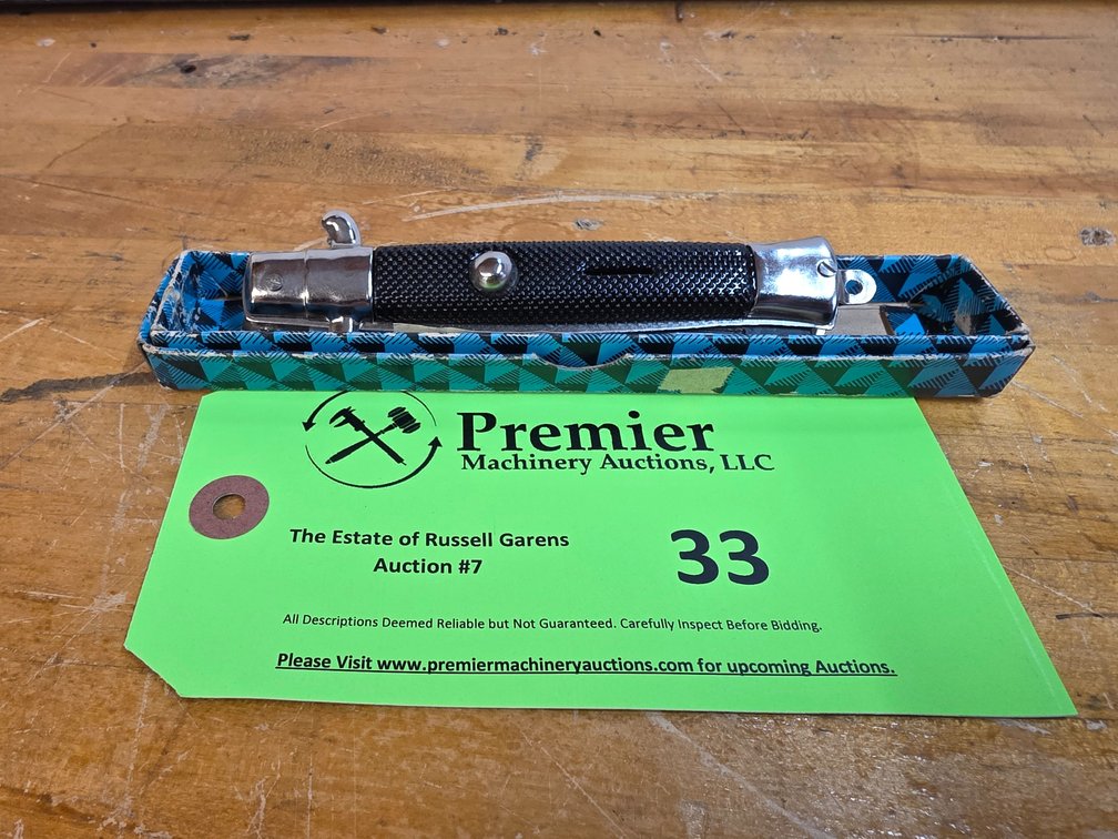 Novelty Switchblade Comb.