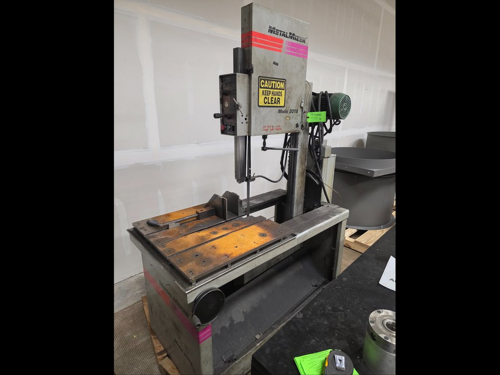 MetalMizer Model 2018, Tilt Frame Vertical Band Saw.