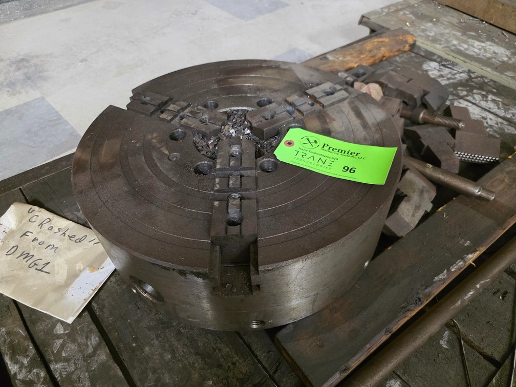18" 3-Jaw Chuck.