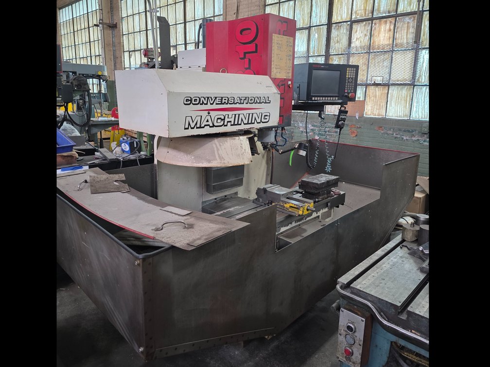 Fryer Model MB10 Vertical Machining Center.
