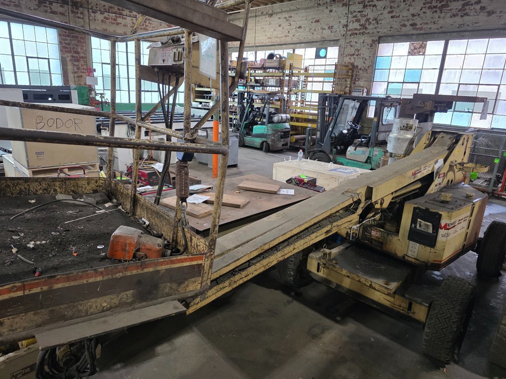 JLG Model 30HB Boom Lift.