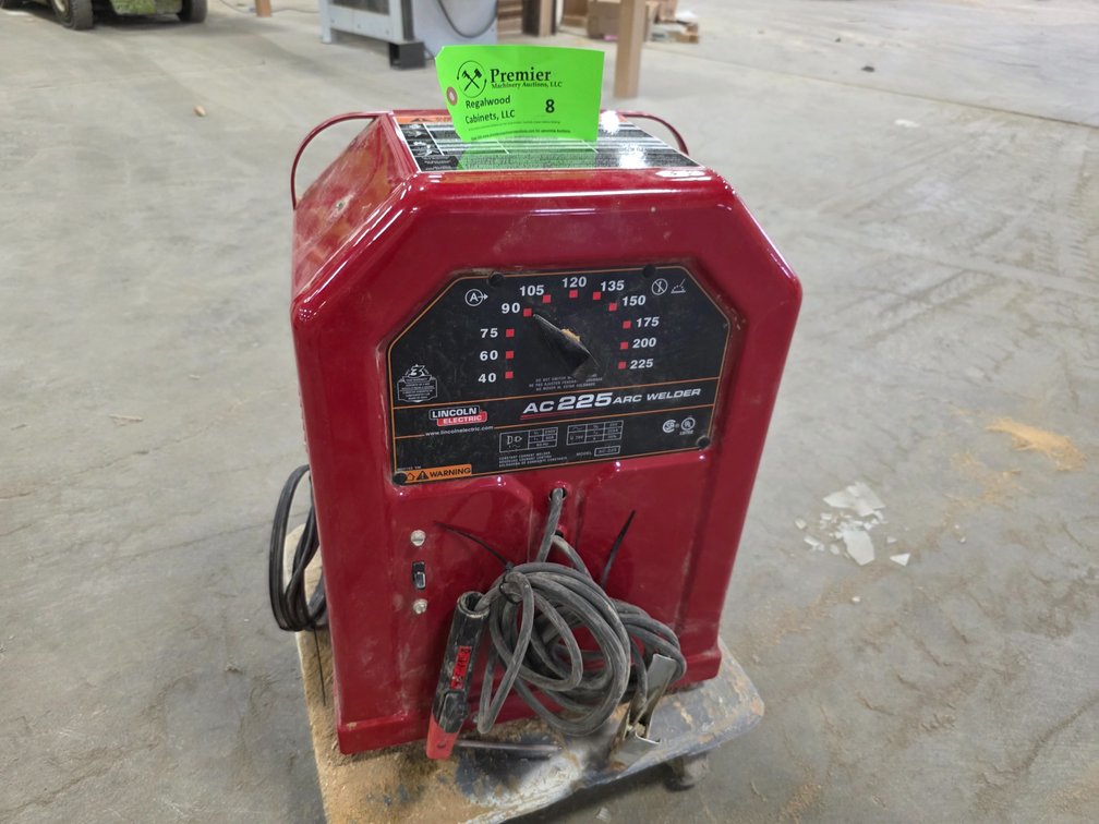 Lincoln Electric Model AC225, Arc Welder. 