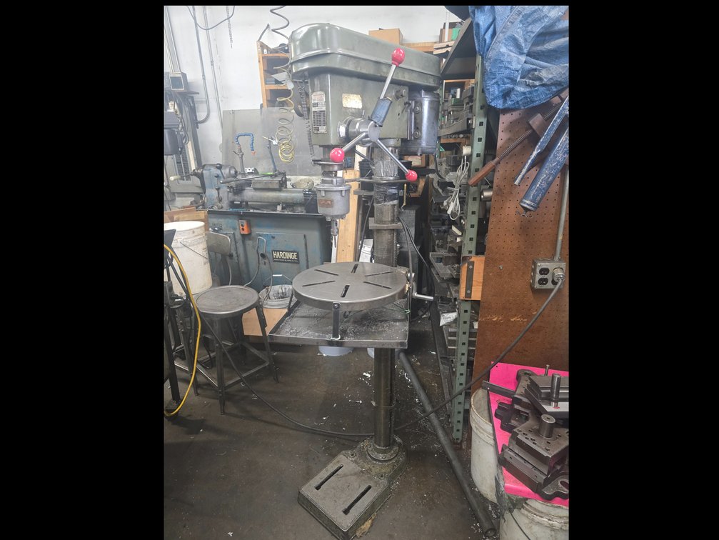 Duracraft Model FM-1617 Drill Press 