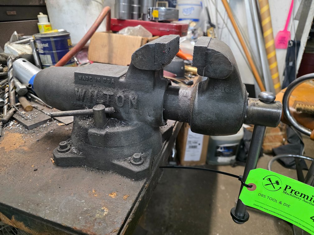 Wilton 3-1/2" Bench Vise