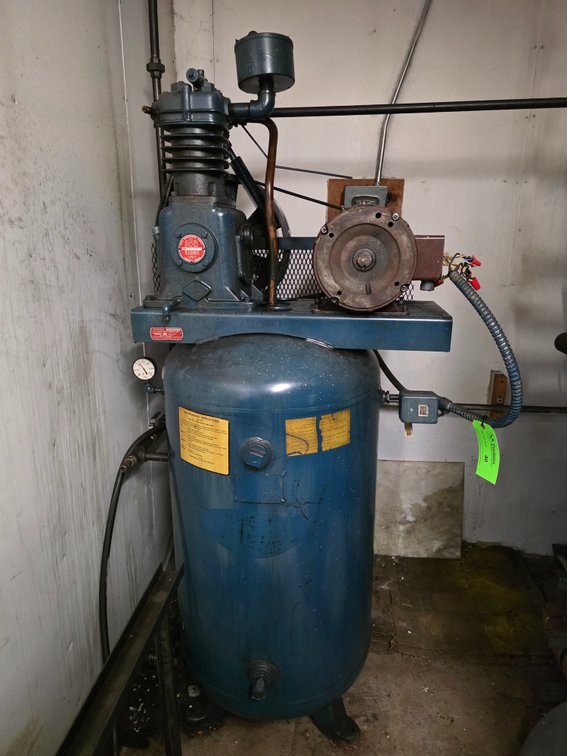 Curtis MFG Co. 5 HP Air Compressor.