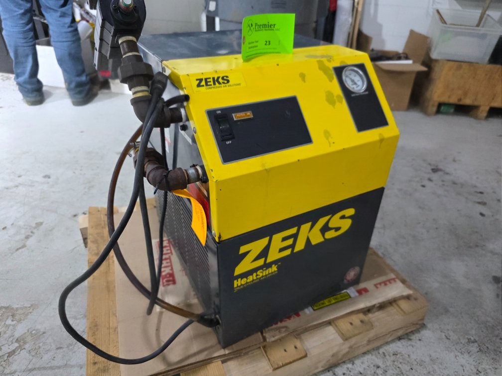Zeks Model 50HSEA100 Refrigerated Air Dryer. 