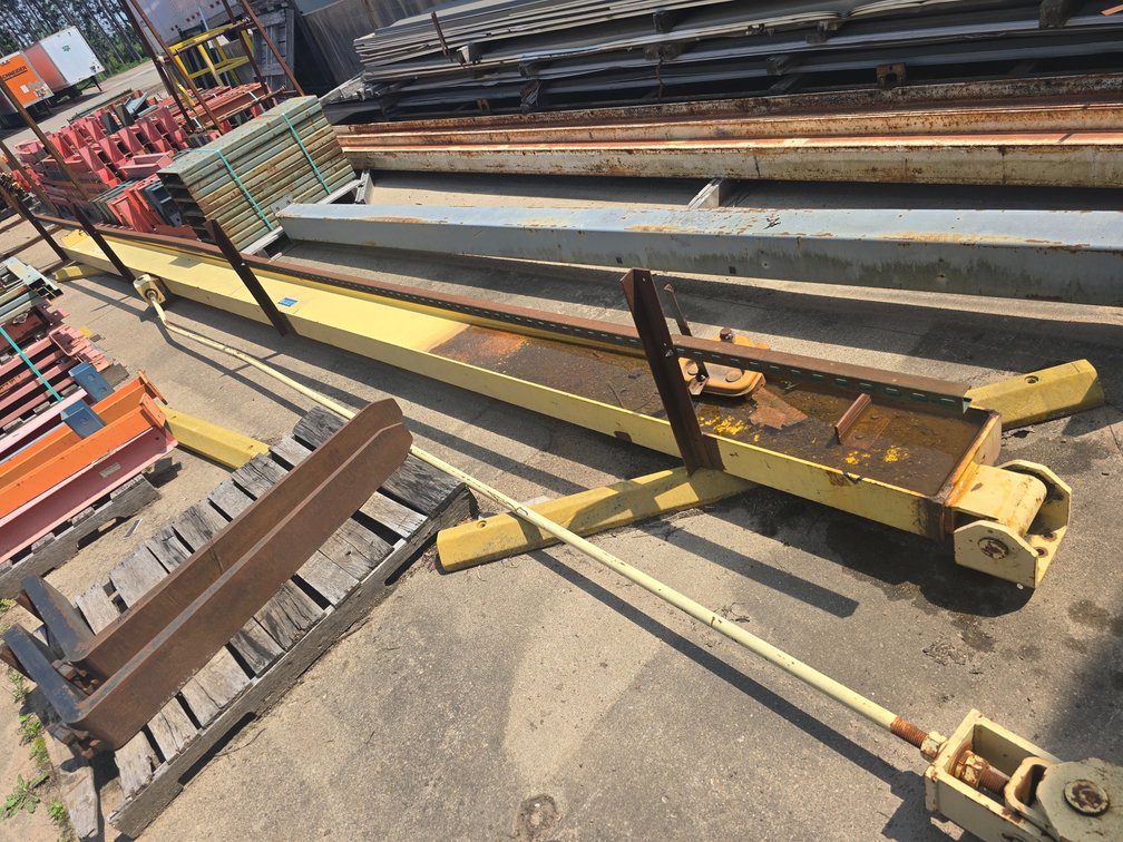 Post or Wall Mounted Jib Crane