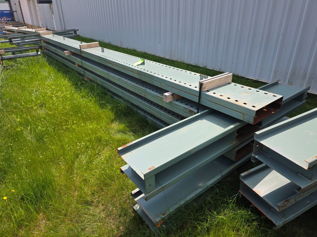(4) 26' Height Cantilever Uprights.