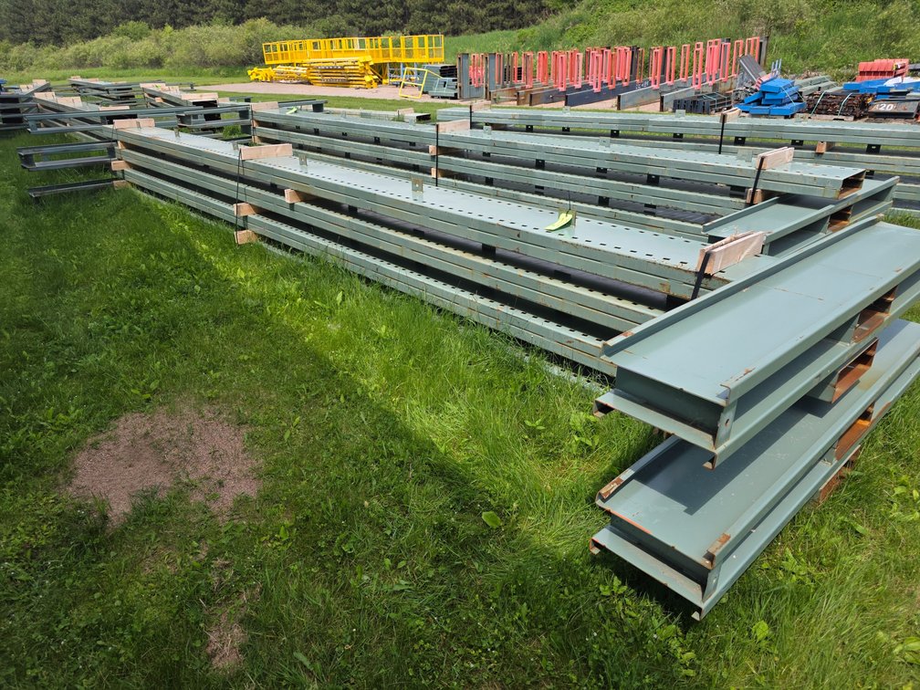 (4) 26' Height Cantilever Uprights.