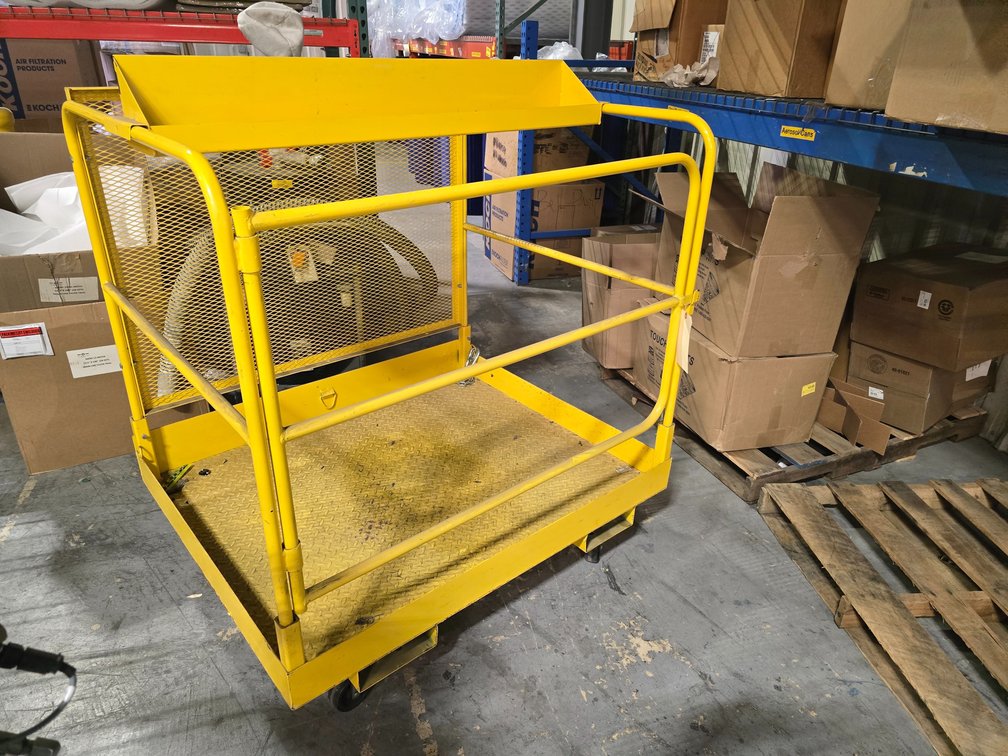 Uline No. H-2772 48"×40" Forklift Aerial Platform 