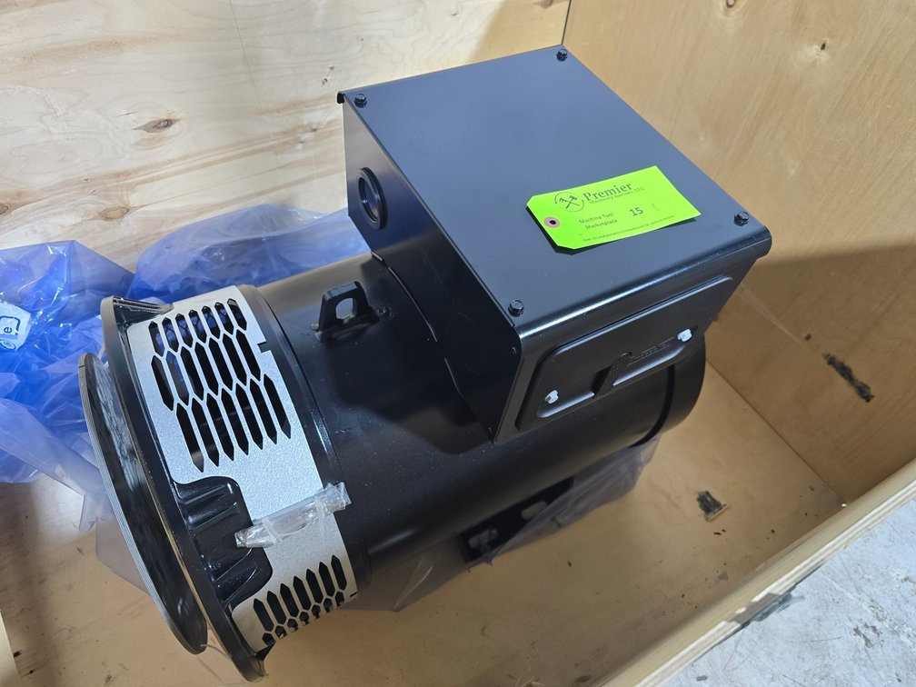 Mecc Alte P/N: 0002146136 Type ECP32 2M4, 3-Phase Alternator