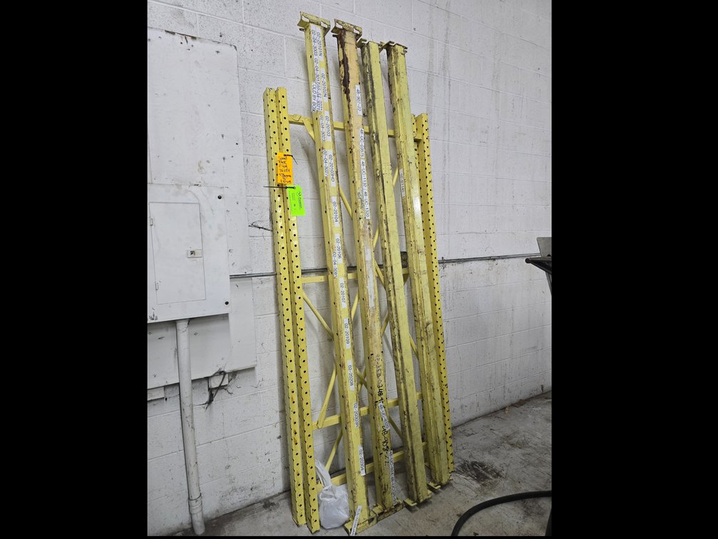 (1) Section Speed Rack Pallet Racking