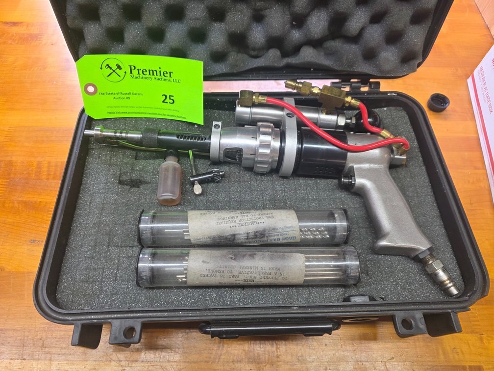 Blind Rivet Auto Feed Pneumatic Drill with Coolant