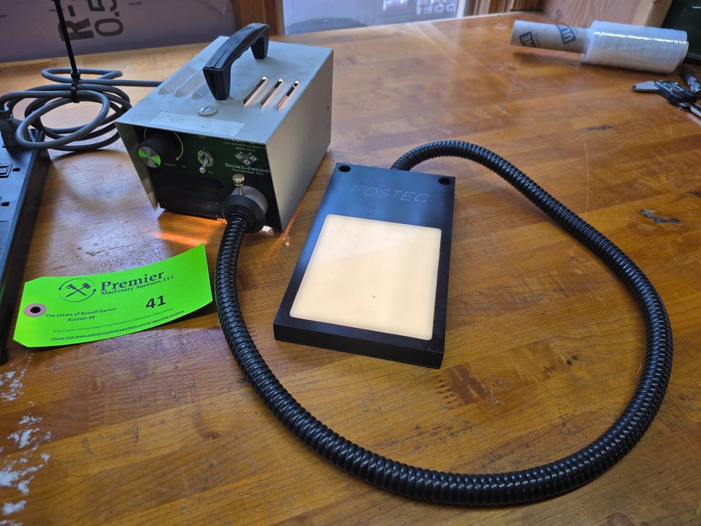 Dolan-Jenner Model 170-D, Fiberoptic Light Source and Fostec Light Platform. 