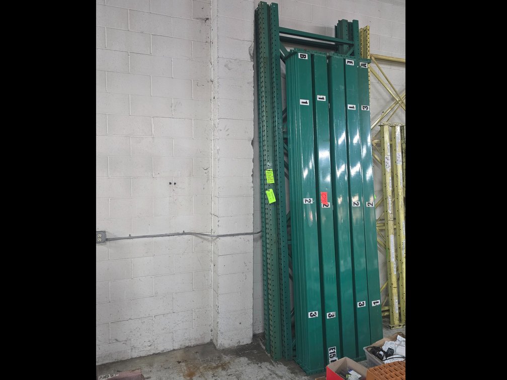 Mirak Pallet Racking
