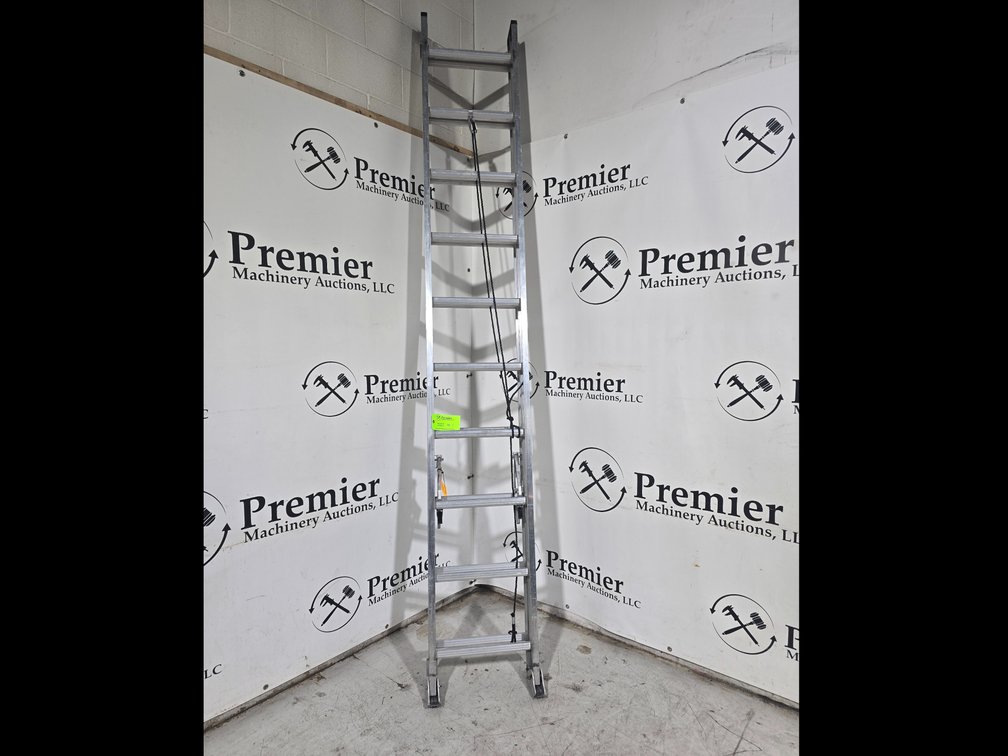 20' Werner Model: D1520-2 Extension Ladder. 