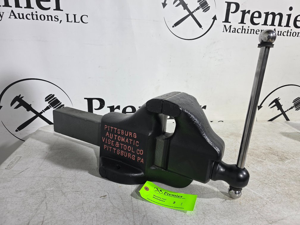 Pittsburgh Automatic Vise & Tool Co. 6" Bench Vise.