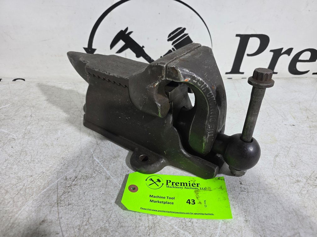 Adams Co. 4" "Diamond" Vise/Anvil.