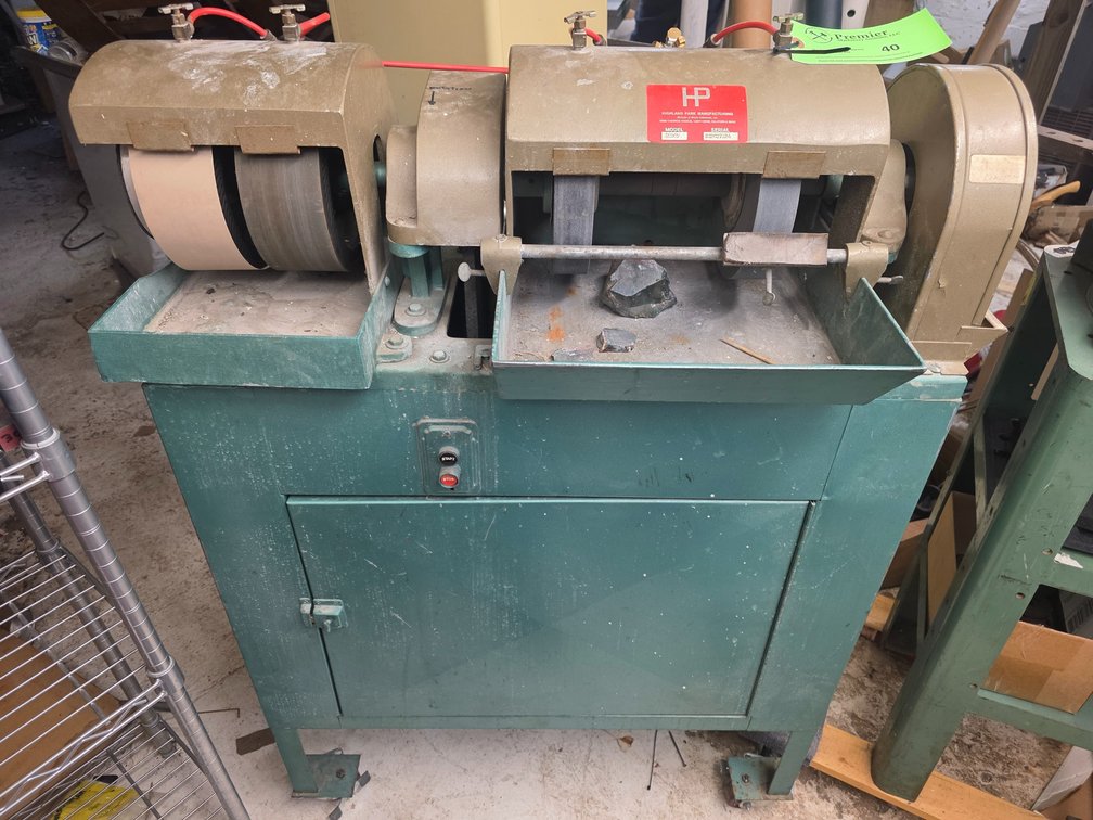 Highland Park MFG. Model 8EDCF, Lapidary Grinder/Polisher.