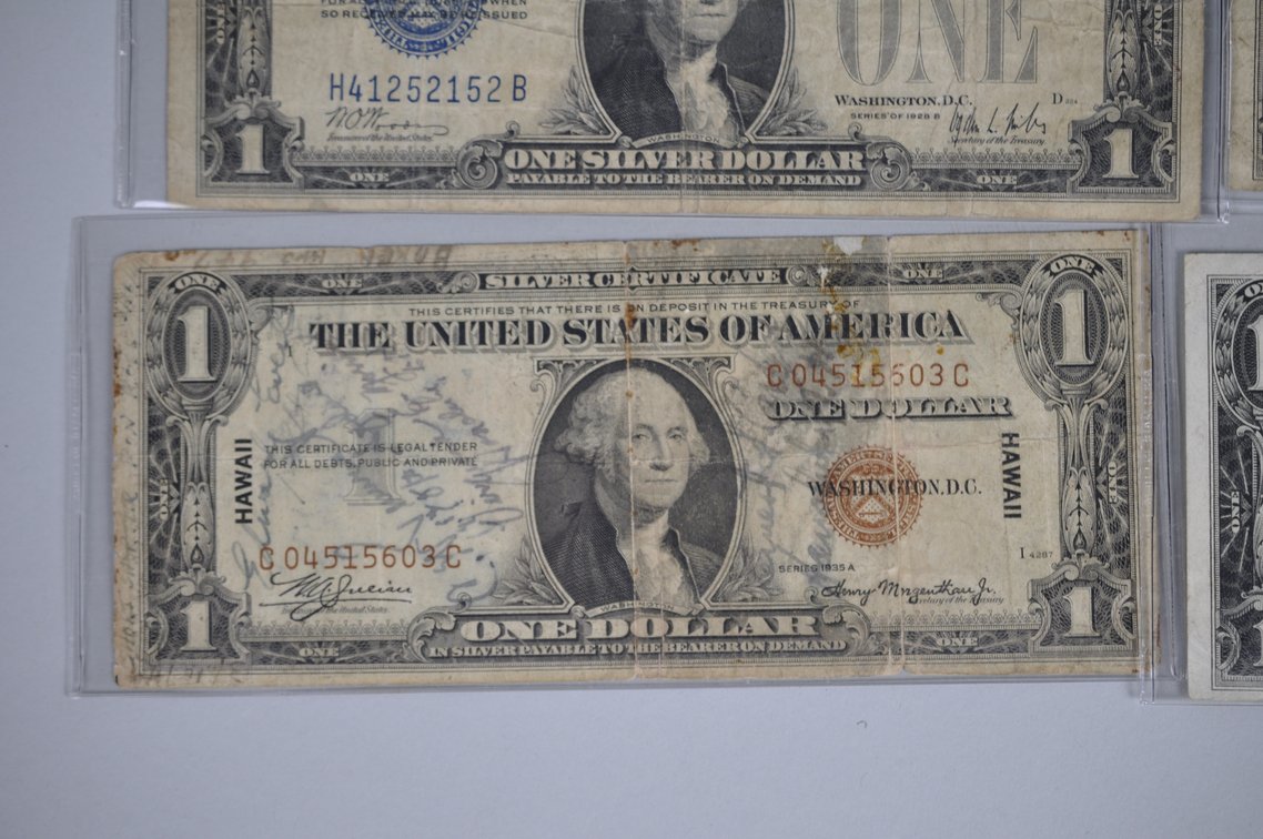 1928 One Dollar Blue Silver Certificate & 1935 Brown Hawaii, photo 4 of 15