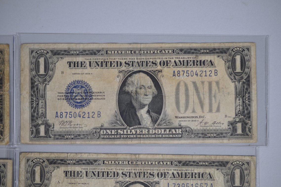 1928 One Dollar Blue Silver Certificate & 1935 Brown Hawaii, photo 5 of 15