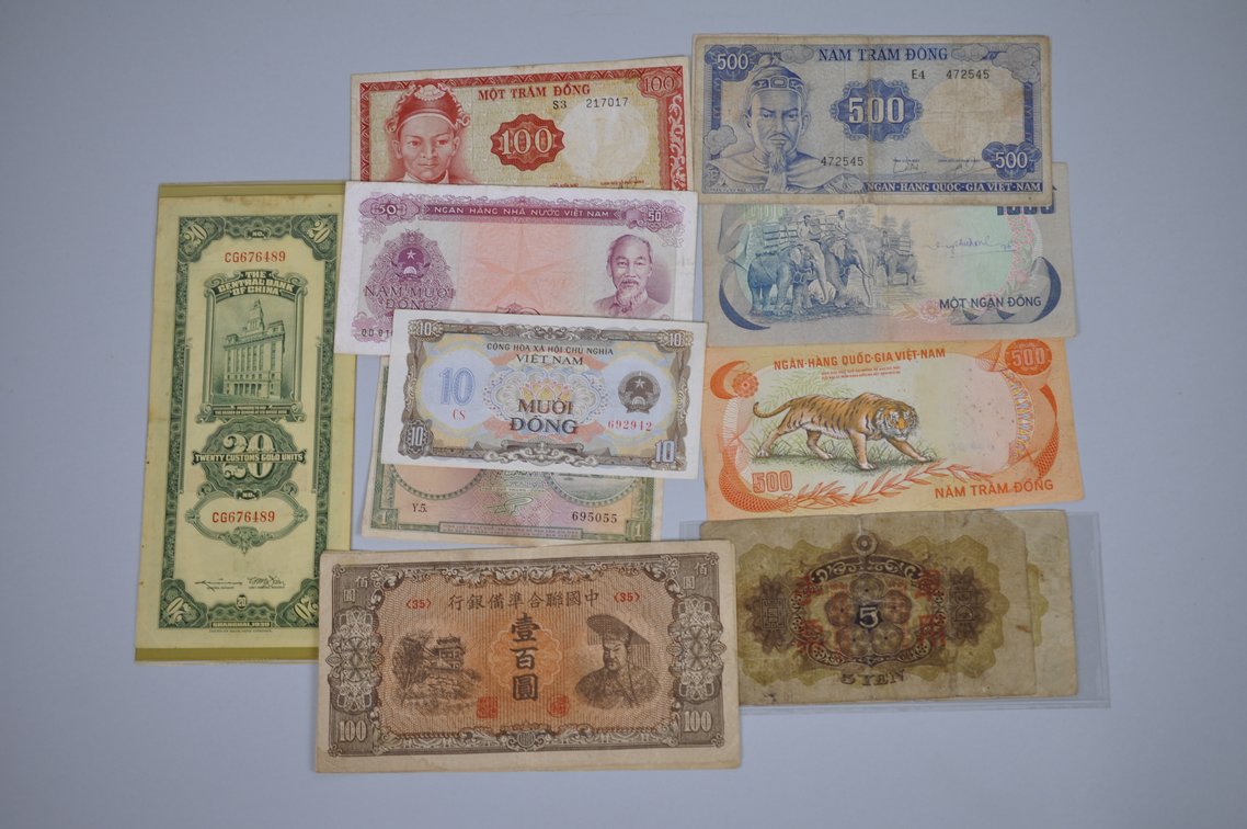 Assorted Foreign Banknotes from Asia, photo 5 of 20