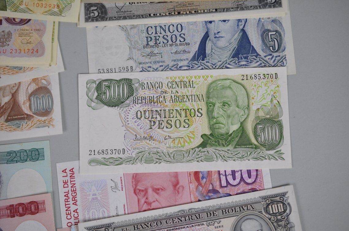 Assorted Foreign Banknotes of Various Countries, photo 17 of 20