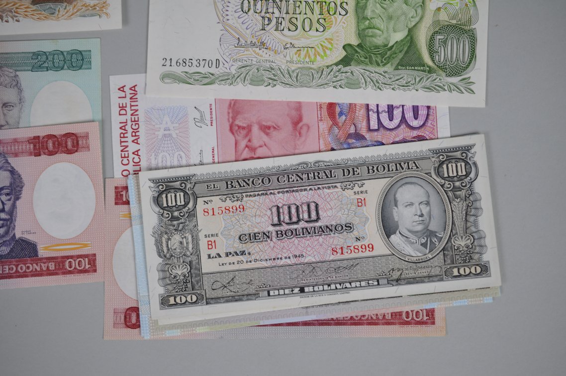 Assorted Foreign Banknotes of Various Countries, photo 18 of 20