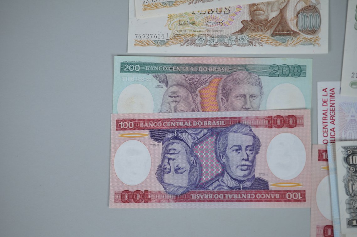 Assorted Foreign Banknotes of Various Countries, photo 16 of 20