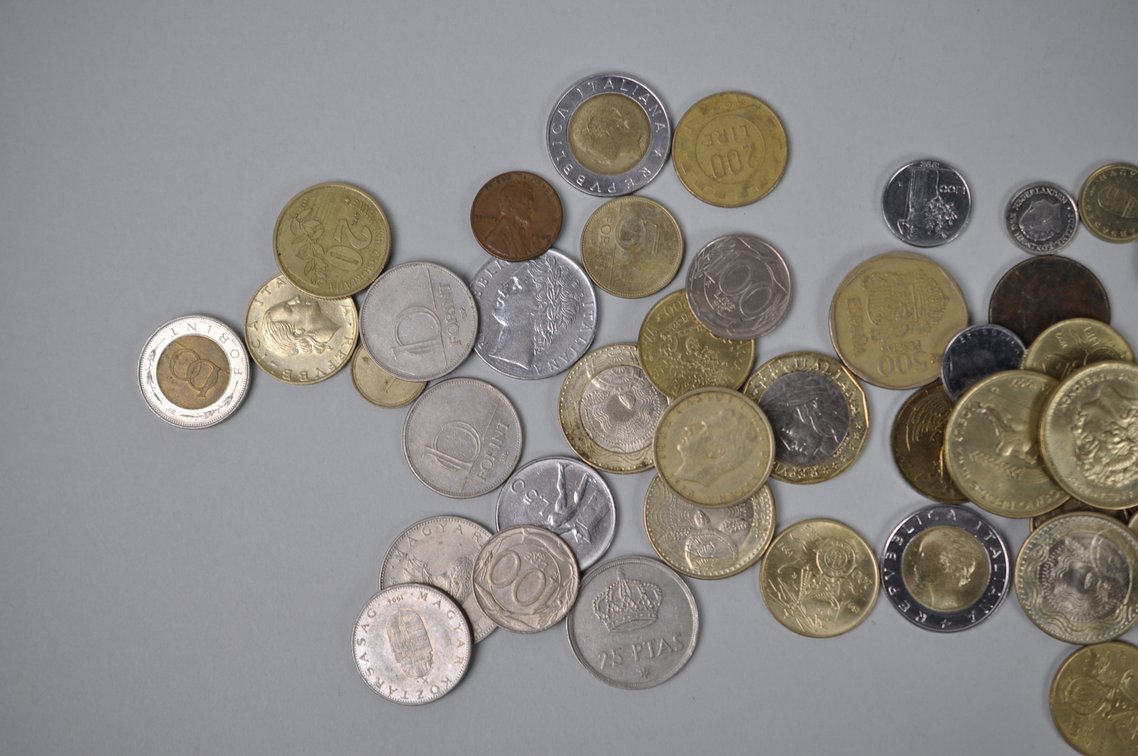Assorted Coins, Tokens & 1962–63 Unc. Sets, photo 8 of 19