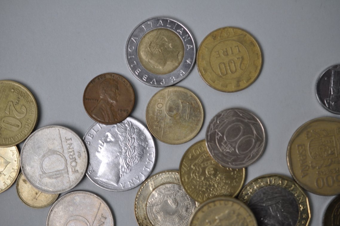 Assorted Coins, Tokens & 1962–63 Unc. Sets, photo 9 of 19