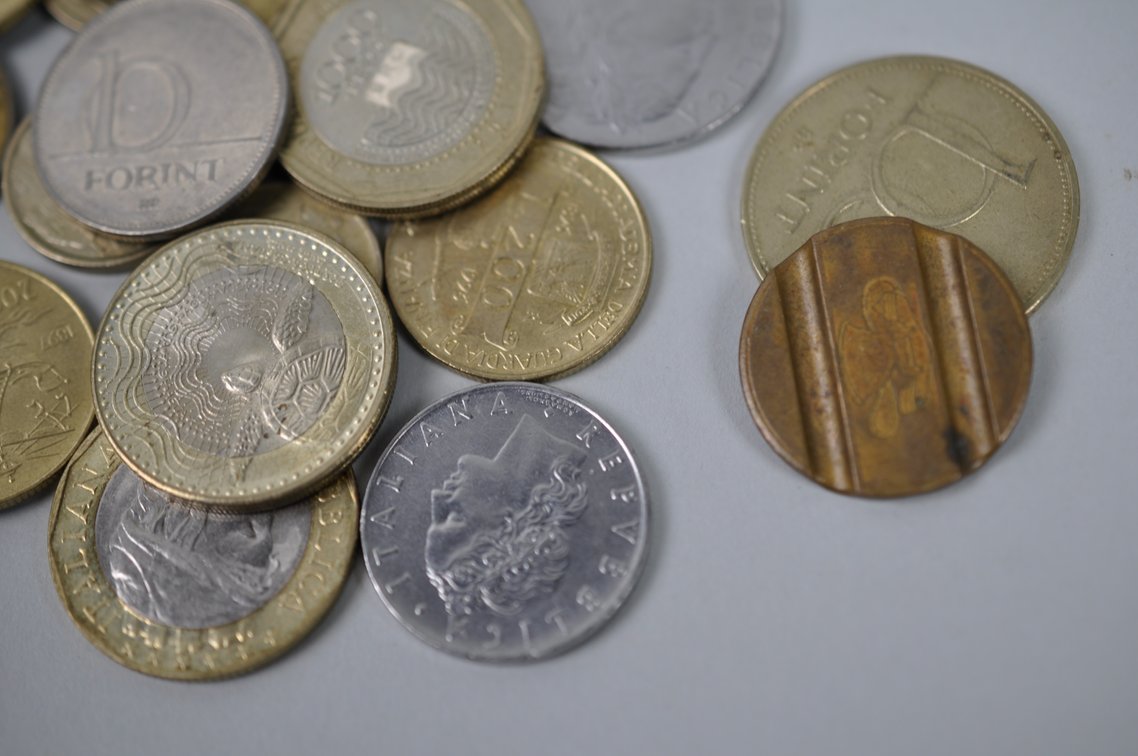 Assorted Coins, Tokens & 1962–63 Unc. Sets, photo 19 of 19