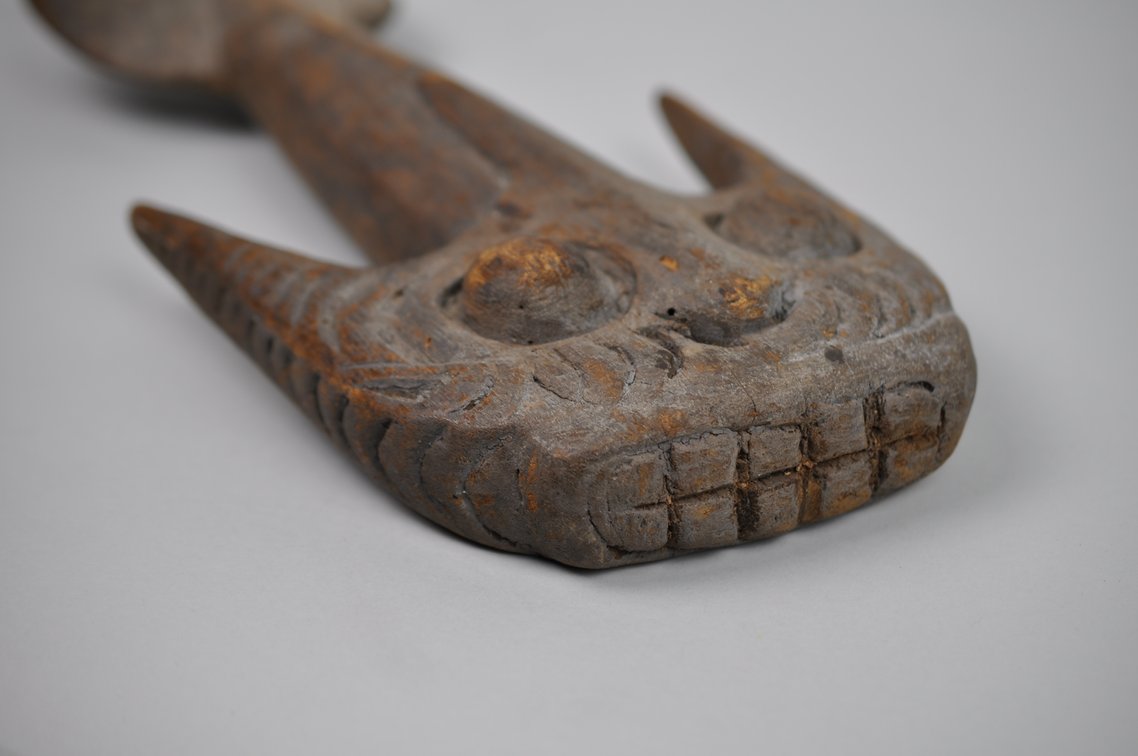 Papua New Guinea Sepik River Suspension Hook, photo 12 of 13