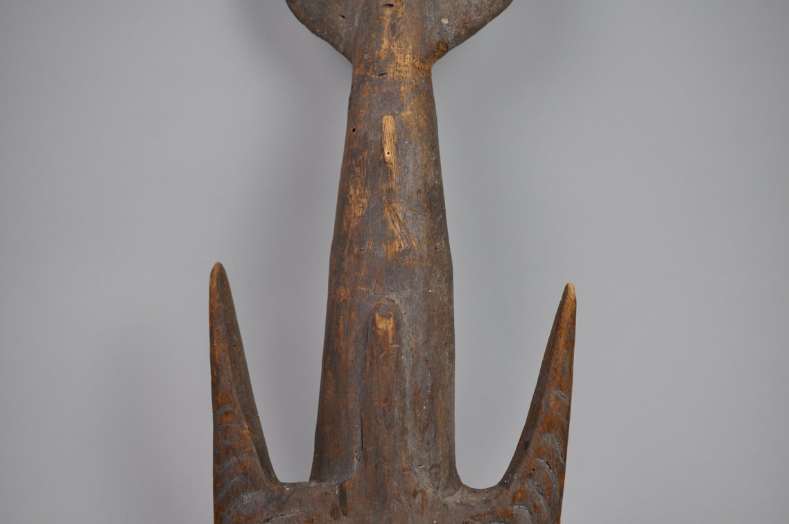 Papua New Guinea Sepik River Suspension Hook, photo 3 of 13
