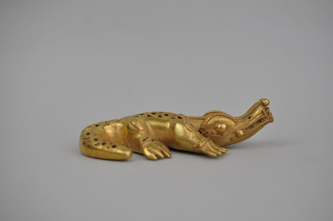Zoomorphic Tairona Tumbaga Figure, photo 6 of 11