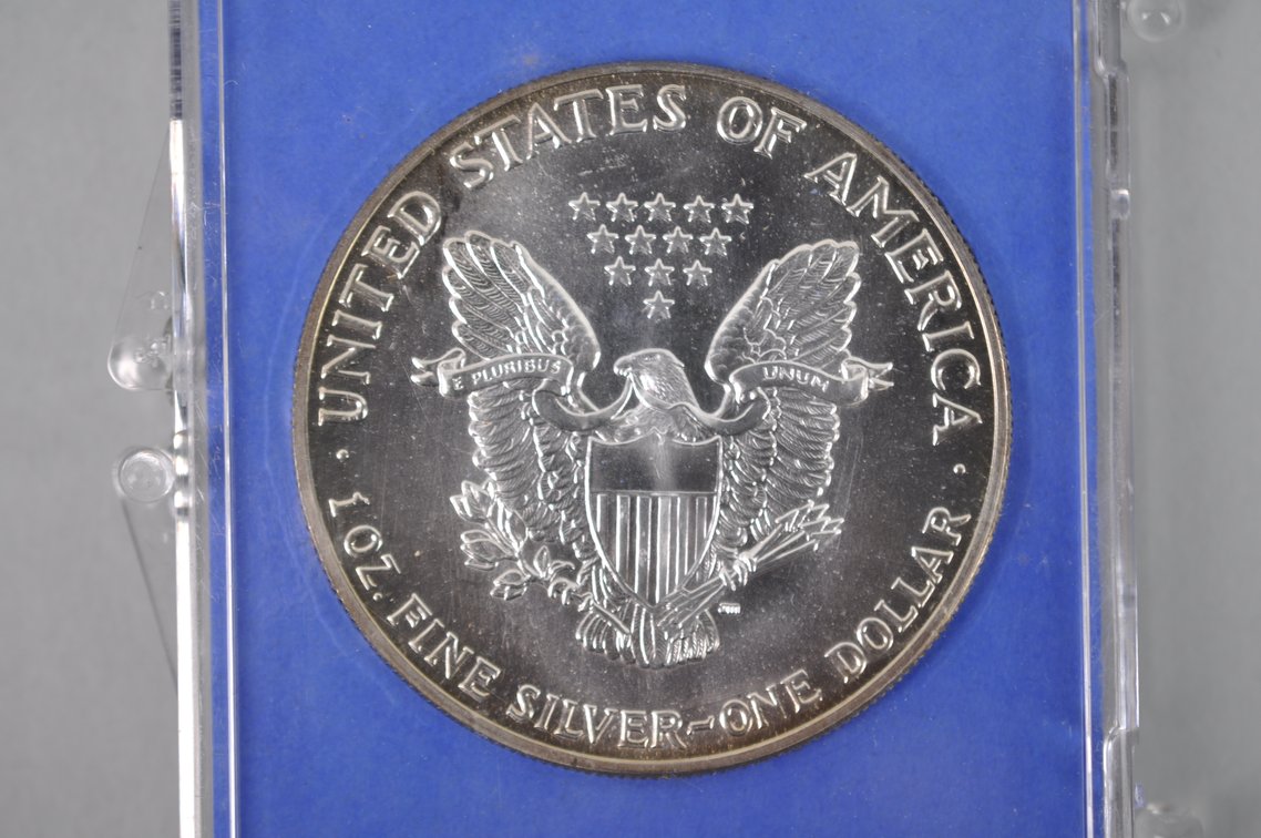 1987 American Silver Eagle, photo 2 of 4