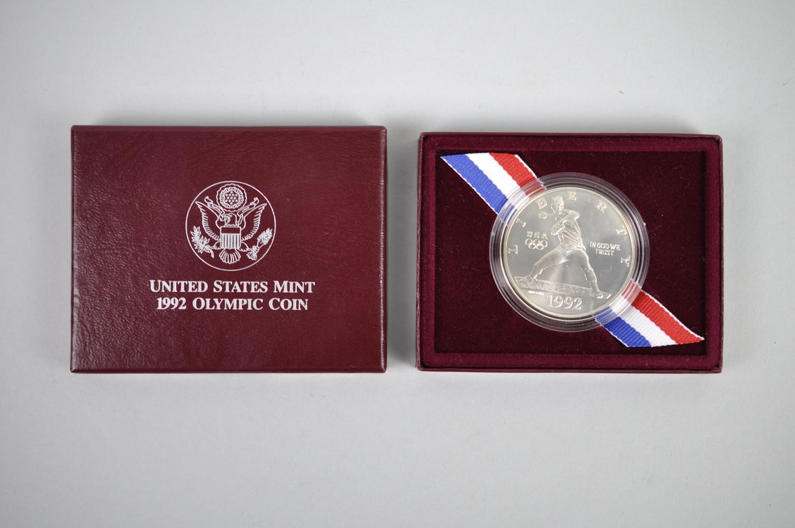 1992 Olympic Baseball Commemorative Silver Dollar, photo 3 of 3