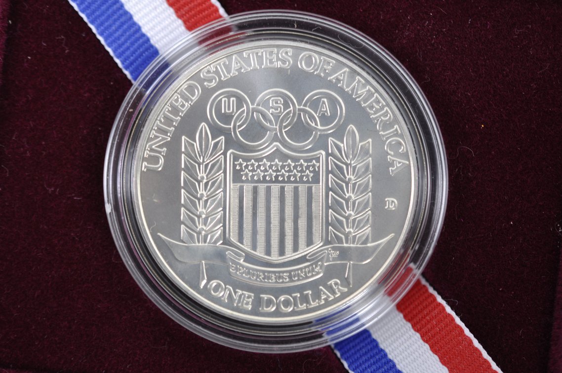 1992 Olympic Baseball Commemorative Silver Dollar, photo 2 of 3