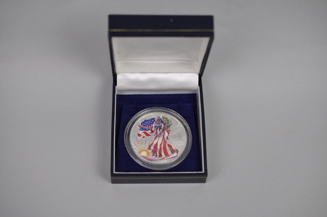 1999 Colorized American Silver Eagle Proof, photo 3 of 4