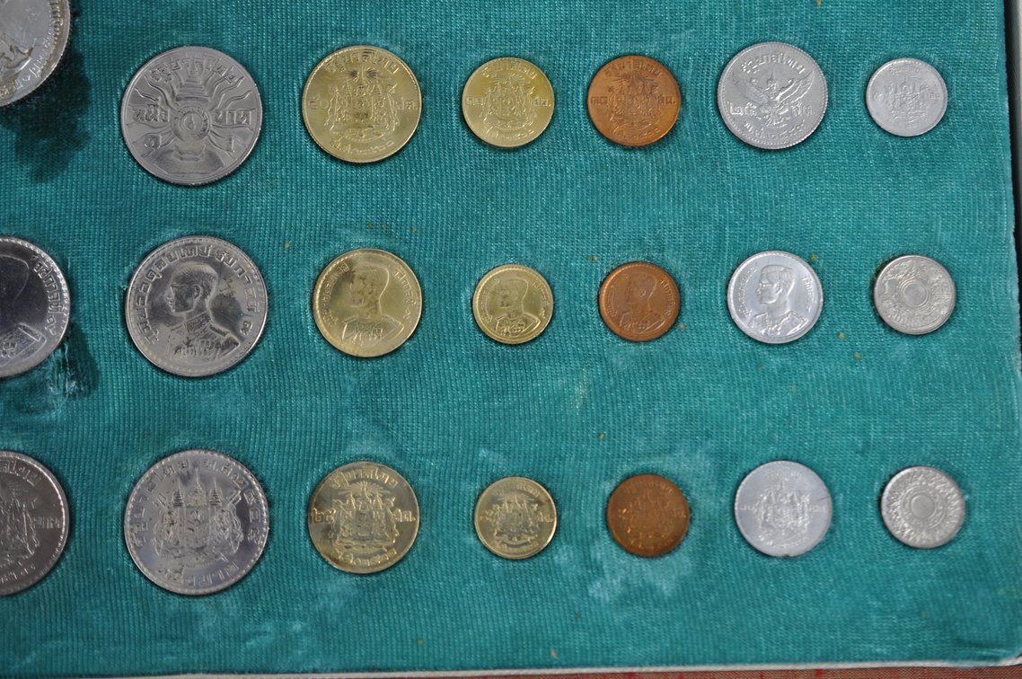 Royal Thai Mint Vintage Coinage Set, photo 6 of 8