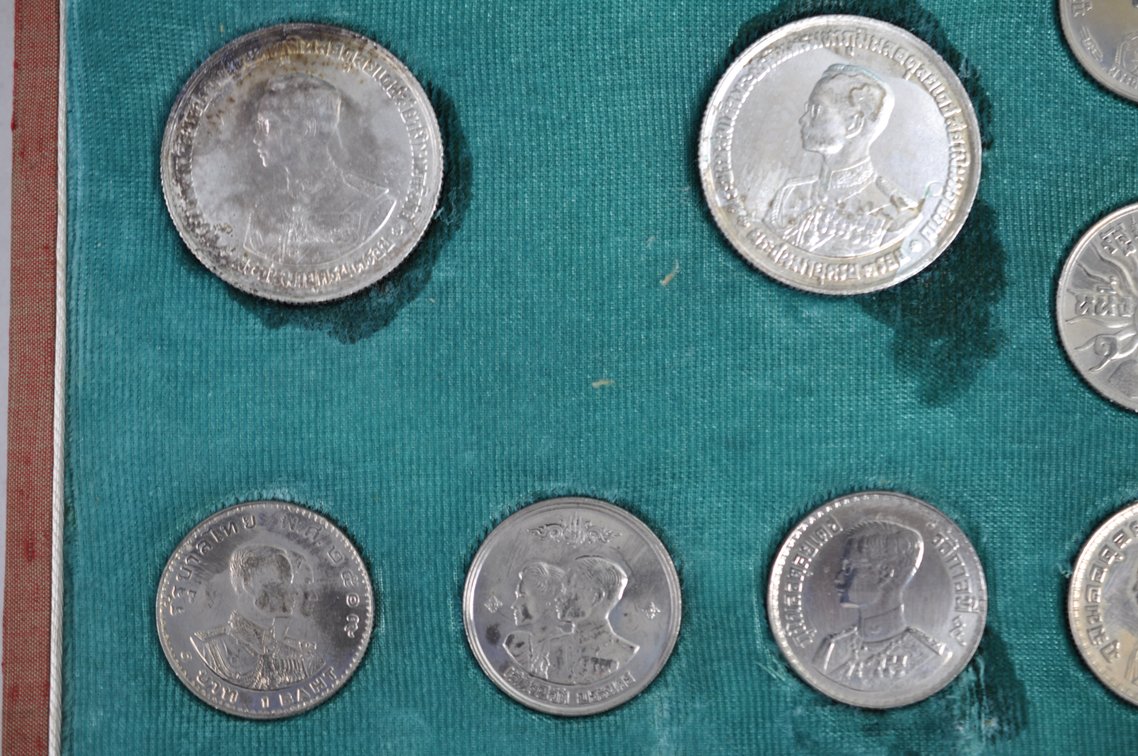 Royal Thai Mint Vintage Coinage Set, photo 3 of 8