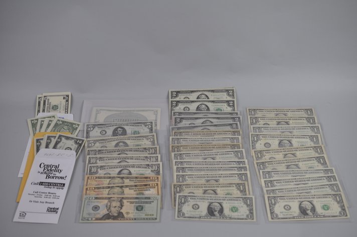 Assorted Modern & Vintage Green Seal Notes
