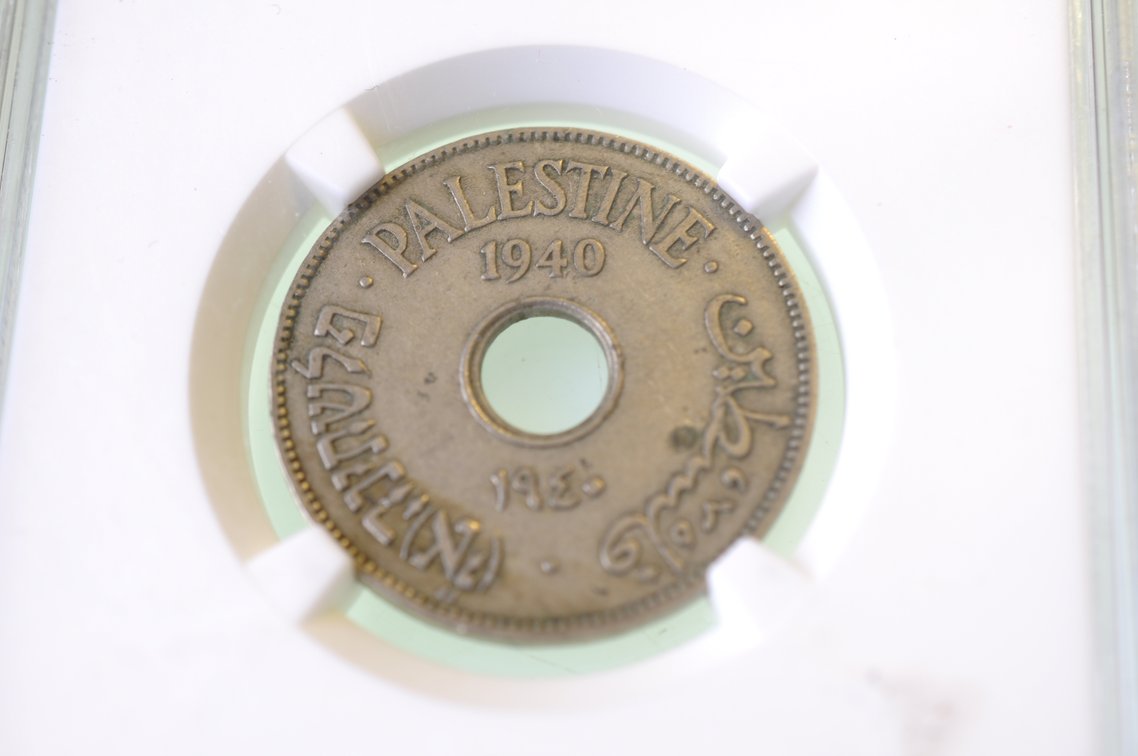 Assorted World Coins Slabbed, photo 4 of 6