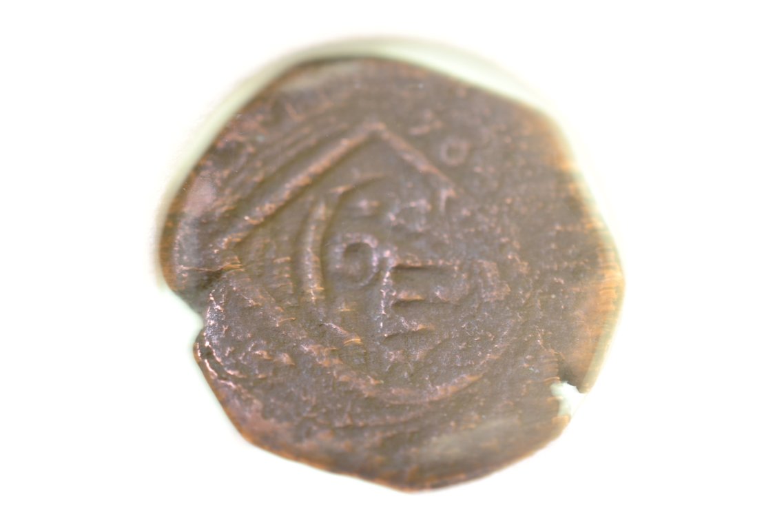 Assorted World Coins Slabbed, photo 5 of 6