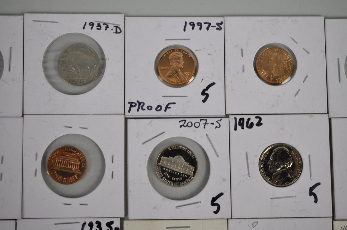 Assorted 20th and Early 21st Century Collectible Coins, photo 9 of 9