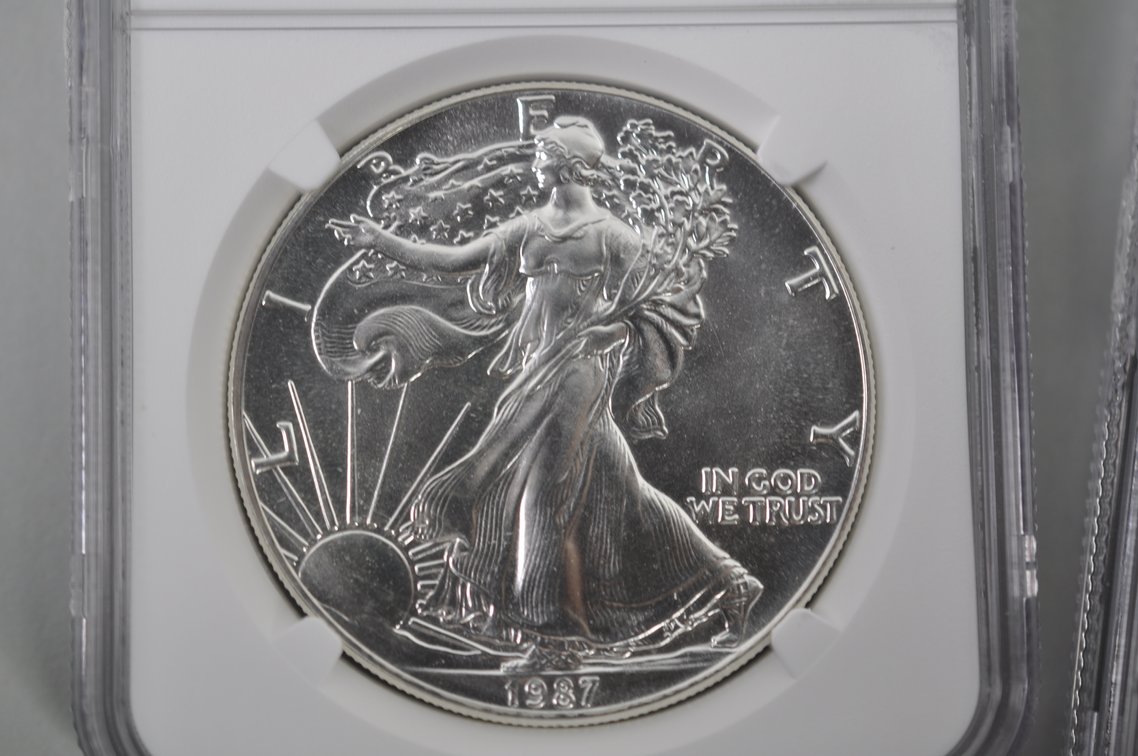 American Silver Eagles Graded MS69, photo 3 of 6