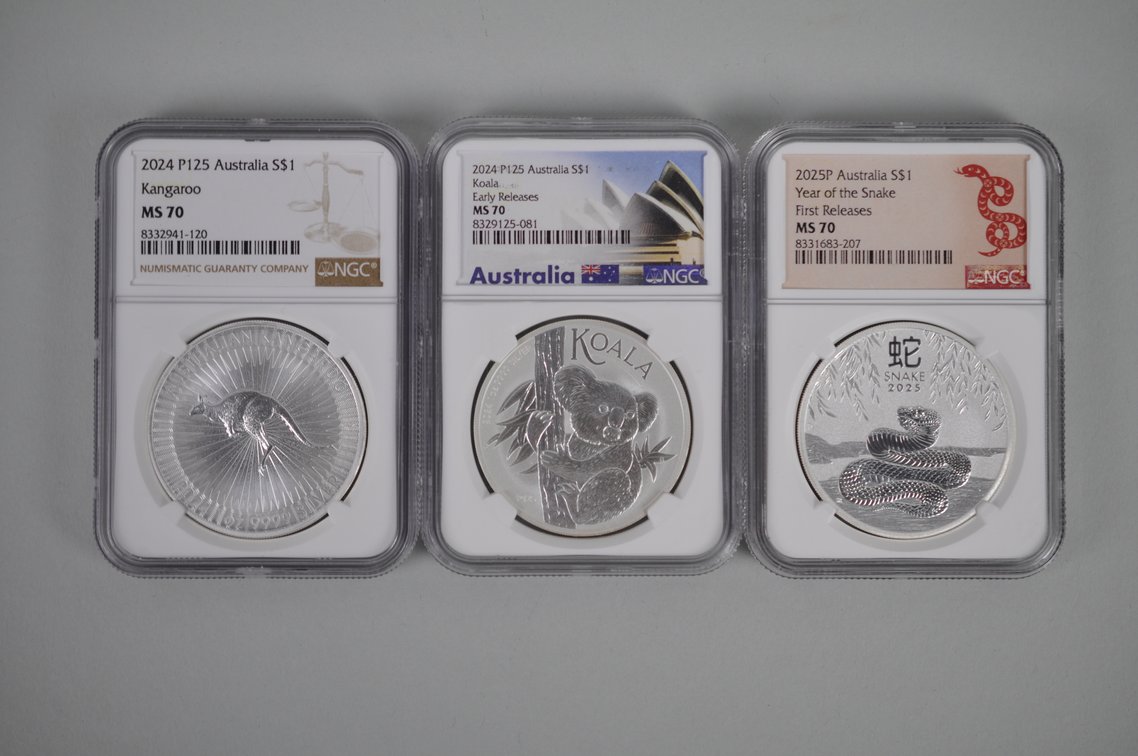 Australia Silver Dollars Graded MS70, photo 2 of 6