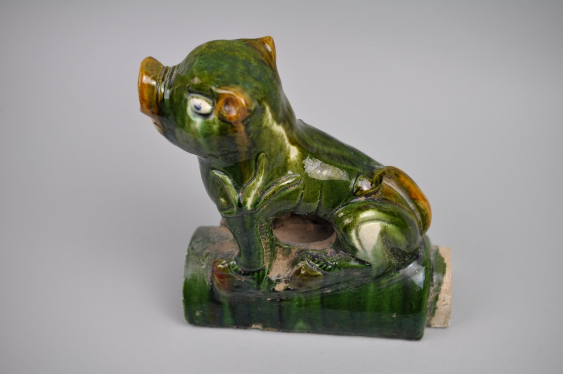 Chinese Sancai Glazed Pig Foo/Qilin Dog 20th Century Roof Tile, photo 12 of 13