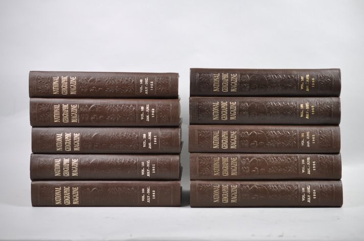 Vol. 157-166 National Geographic 1980-1984 Brown Leather Bound